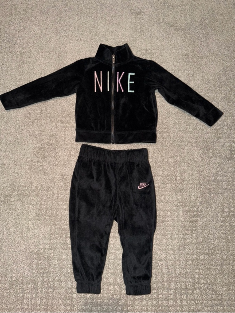 Nike Unisex Baby & Toddler Black Velour Jacket & Pants Set 2 Piece Size 18M